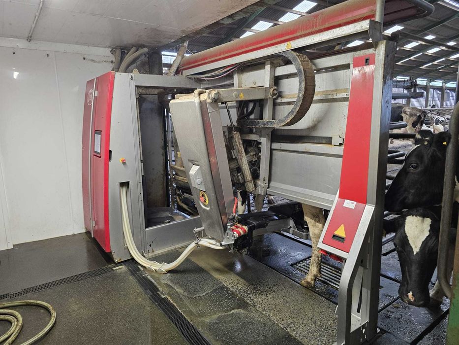 Robot udojowy 2 x Lely A4 , CU 2014