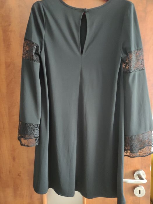 Czarna sukienka ASOS 40