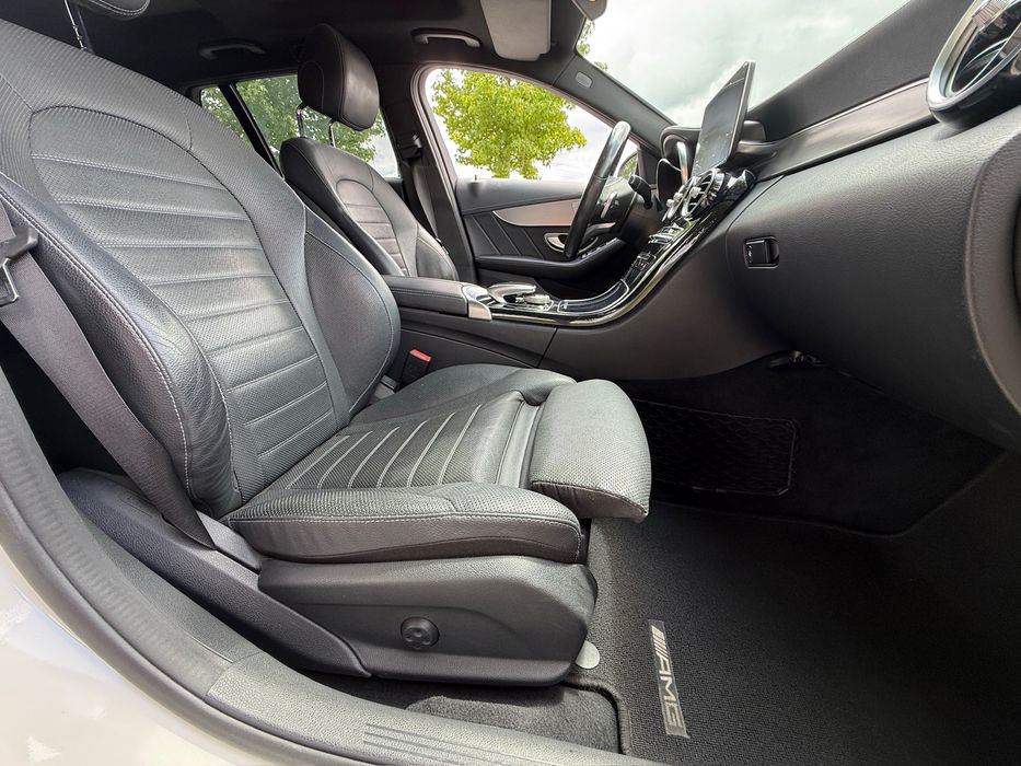Mercedes C300h AMG Line