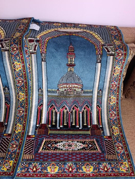 Молитовний мусульманський коврик для намазу