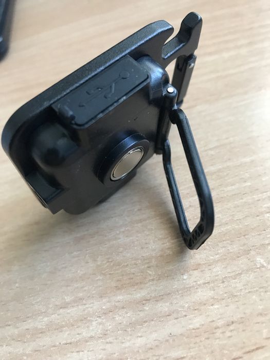Продам фонарик cob rechargeable keychain light.