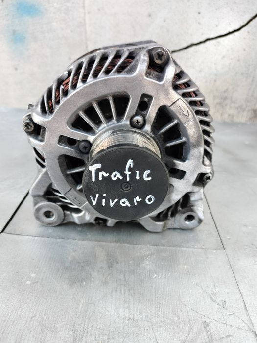 Генератор Renault Trafic Opel Vivaro 2.0 Dci 12V 210А 8200654785