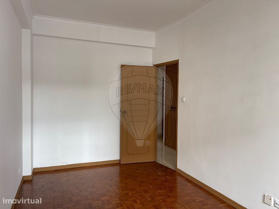 Apartamento T2 para arrendamento