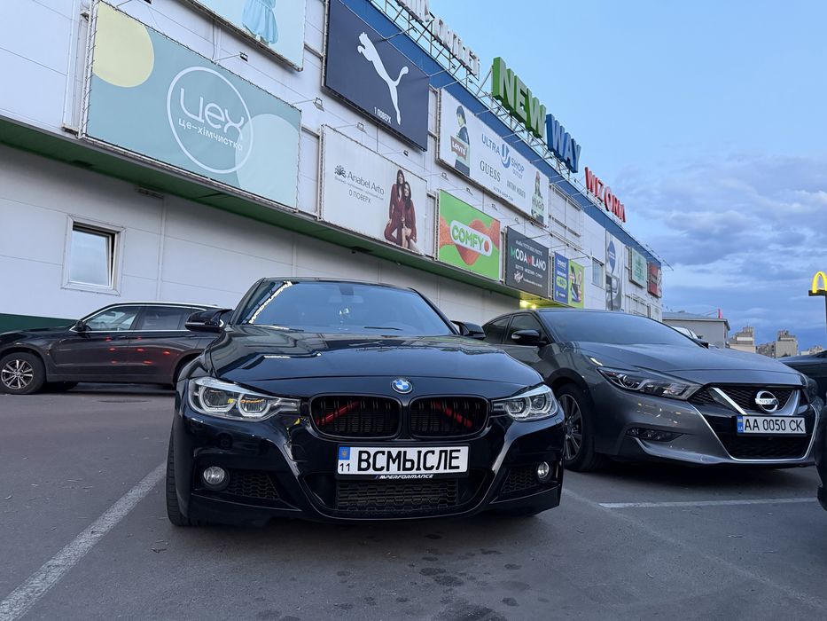 Продам Bmw  f30 2014 год