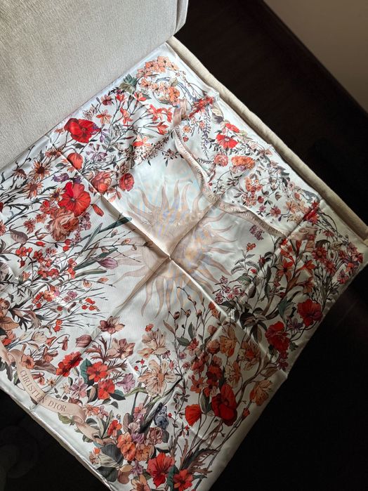Jedwabna chusta Dior