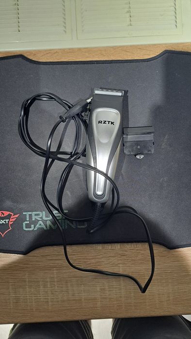 Машинка для підстригання волос