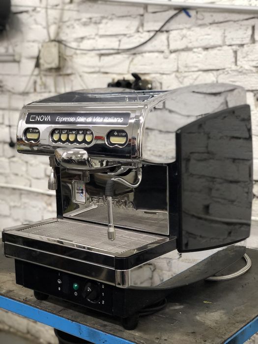 Кофемашина профессиональная Faema Enova A1