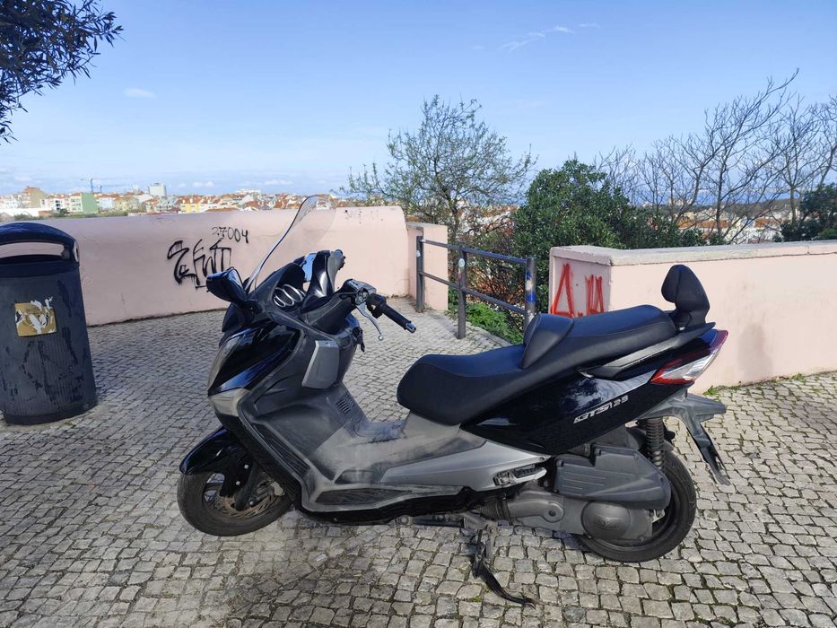 Sym GTS 125 em bom estado