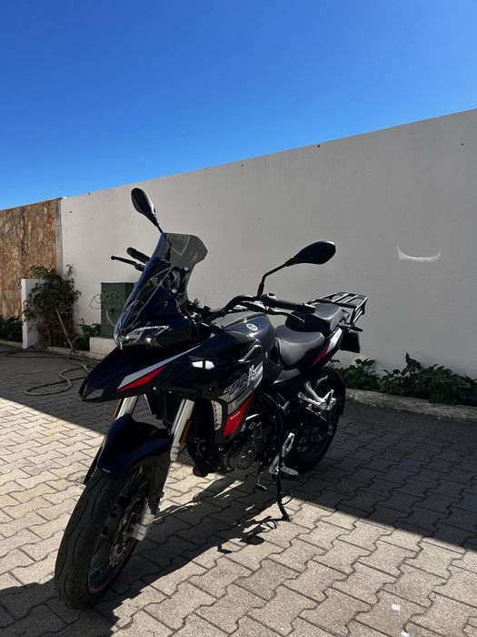 Mota Benelli TRK 251