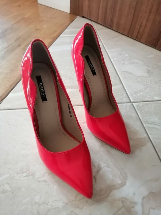 Czerwone szpilki roz. 38