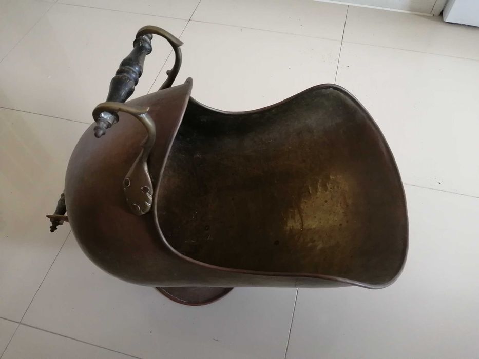 Porta revistas antigo