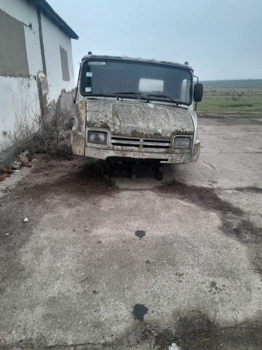 Кабина и ходовка на зил бычек .