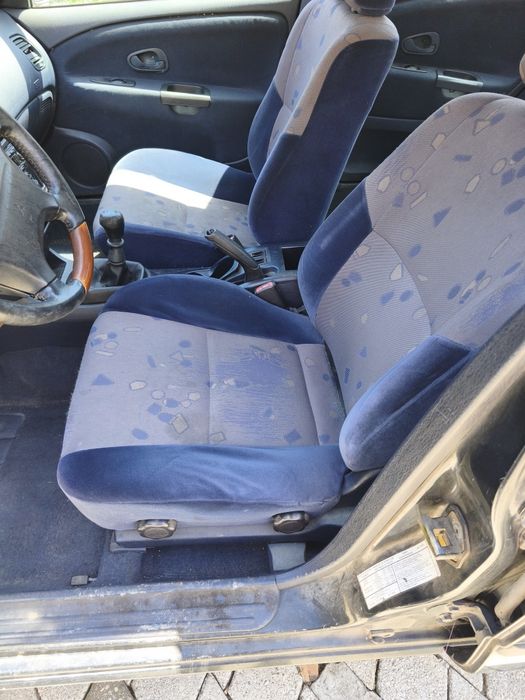 Mitsubishi Carisma 1.9 TD usado