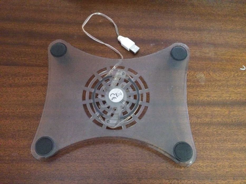 Ноутбук ASUS діагональ дисплея 15.6 дюйма в хорошому робочому стані.