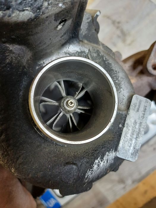 Турбіна BMW БМВ 1 3 E87 E90 E91 E92 E93 2.0D