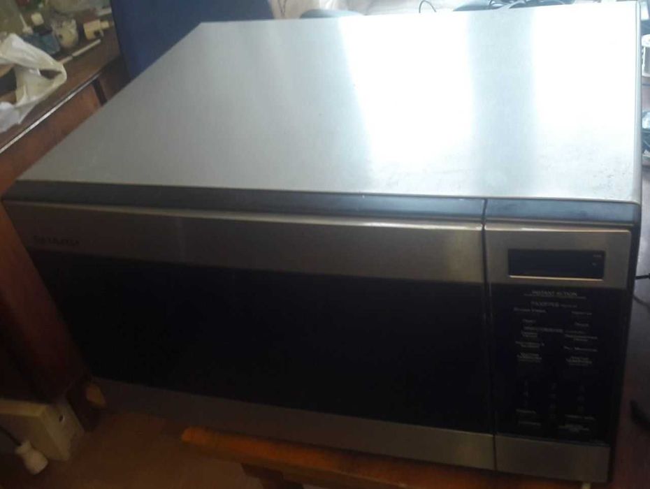 Микроволновая печь SHARP R-397f под восстановление