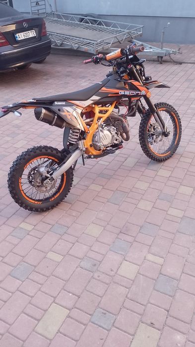 Продається Піт байк Geon Xride 190 в хорошому стані..