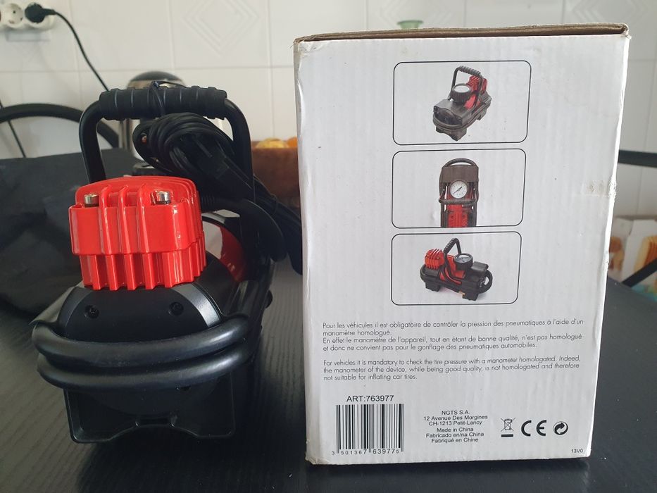 Mini compressor 12V com manómetro analógico