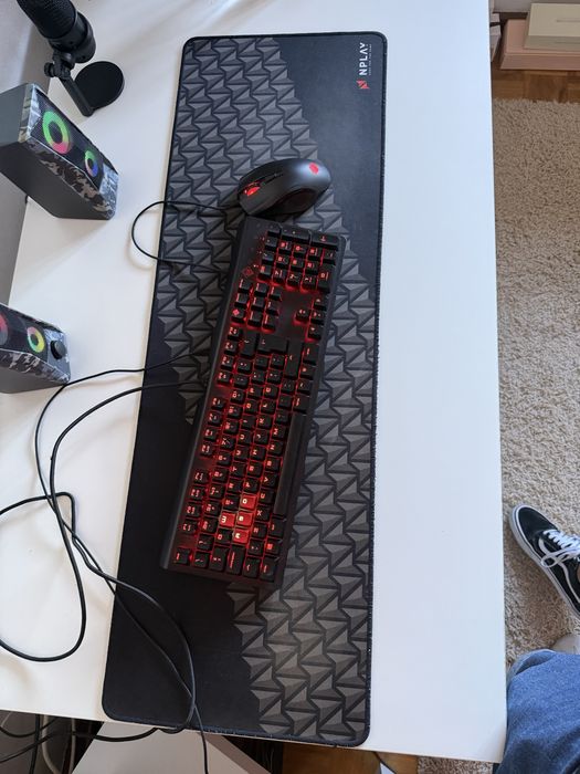Teclado + Rato Gaming OMEN + Tapete de Oferta