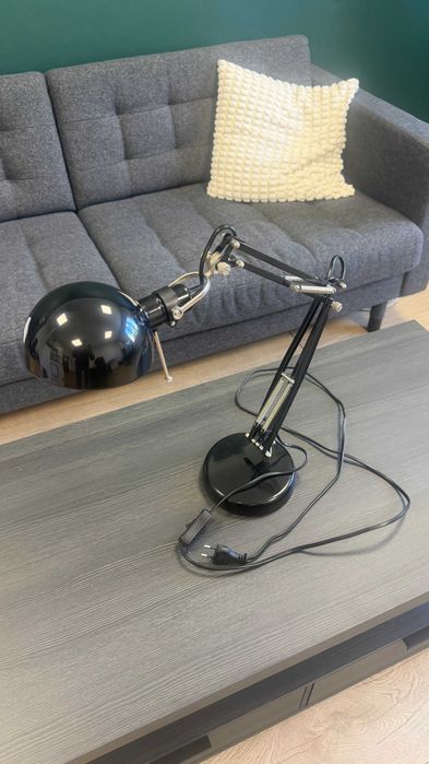 Lampka biurowa, czarna FORSA ikea