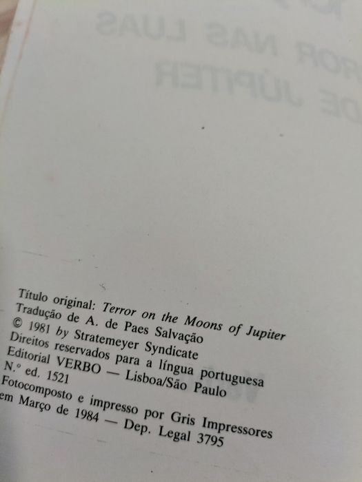 Livro - O terror nas Luas de Júpiter