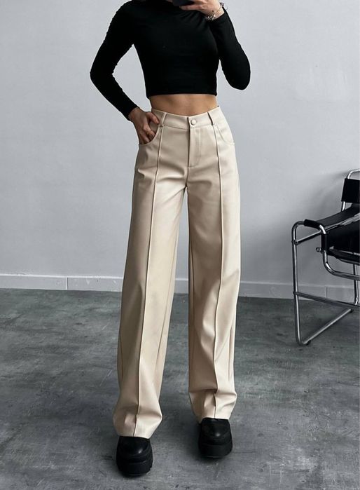 Штани жіночі еко шкіра на флісі . Штани палаццо зі стрілками