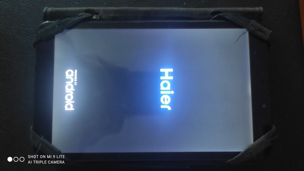 Планшет Haier 8"