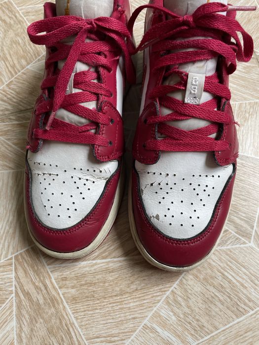 Кроссовки The Air Jordan 1 Low  Cardinal Red Gold