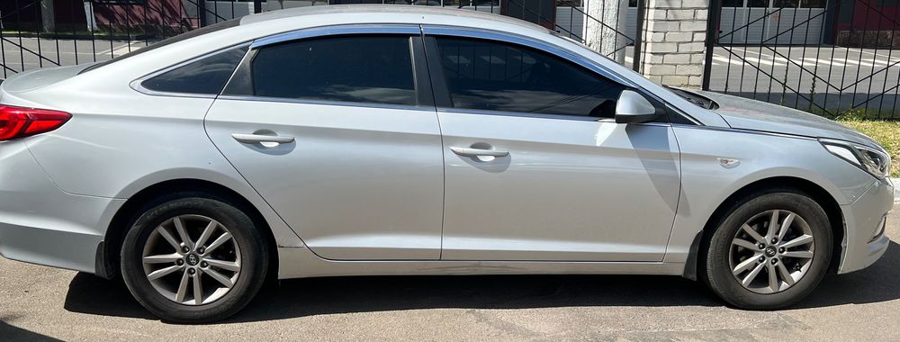 Продам авто хюндай 2.0 газ