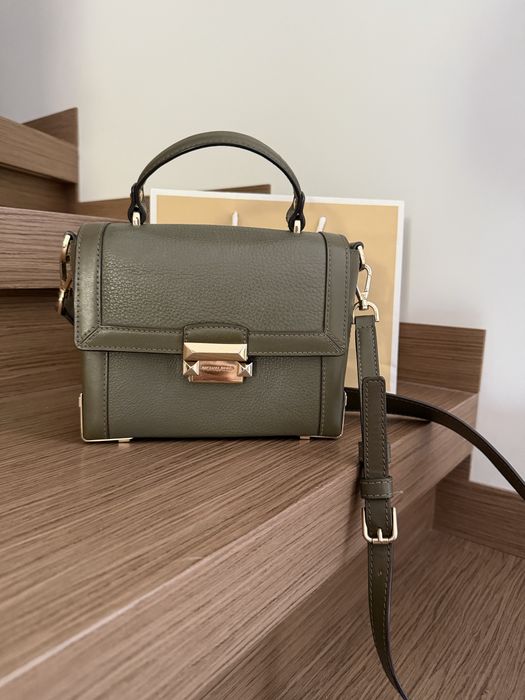 Сумка оливкова Michael Kors Jayne