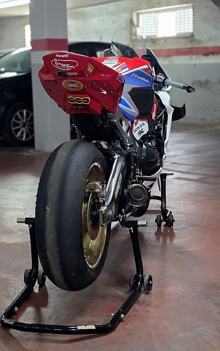 Vendo CBR1000RR so para pista.
