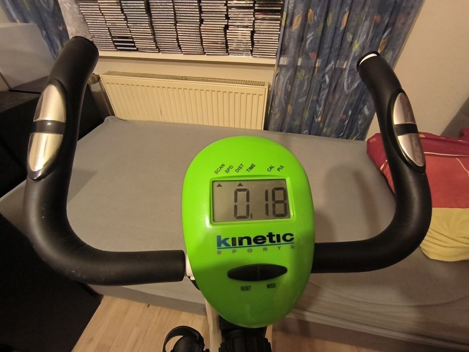 Rowerek stacjonarny firmy Kinetic