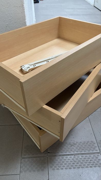 Gavetas madeira bom estado