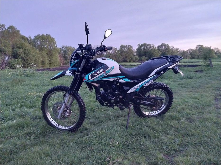 Продам мотоцикл  shnerau 200 6c