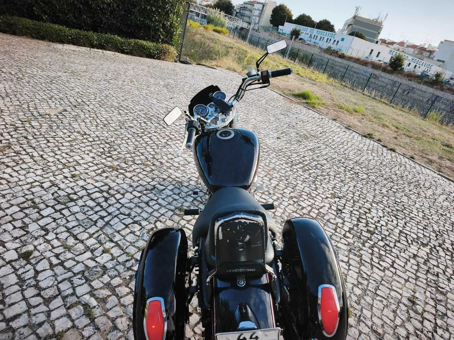 Hyosung Aquila 250