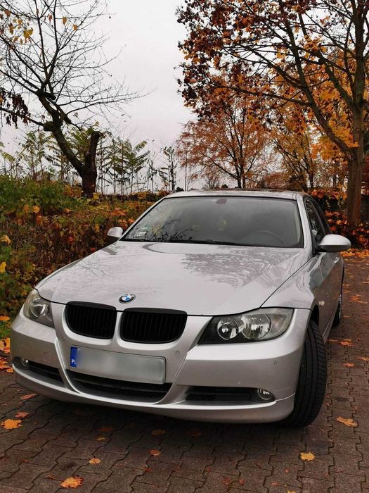 BMW 320i (E90) | 2006 | Automat | Skóra | Navi | PDC | Szyberdach