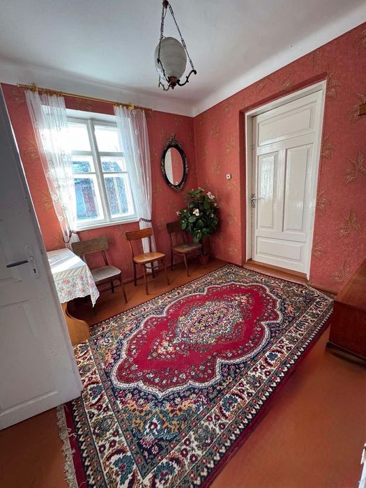 Продаж затишного будинку з ділянкою у с. Пустомити. Рівненський район.