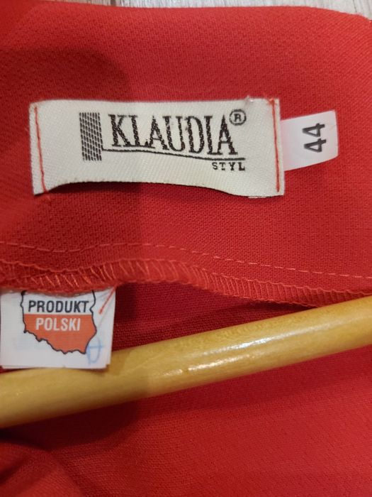 Czerwona sukienka 44