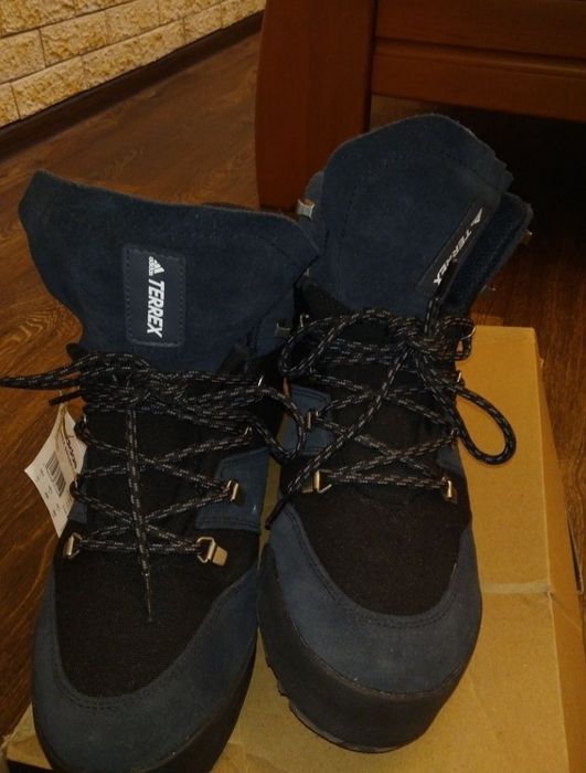 Продам черевики ботинки Adidas Terrex Snowpitch ART 45