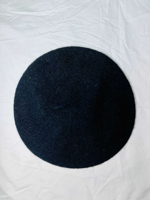 Капелюх клош MAX MARA і Бірет NAF NAF