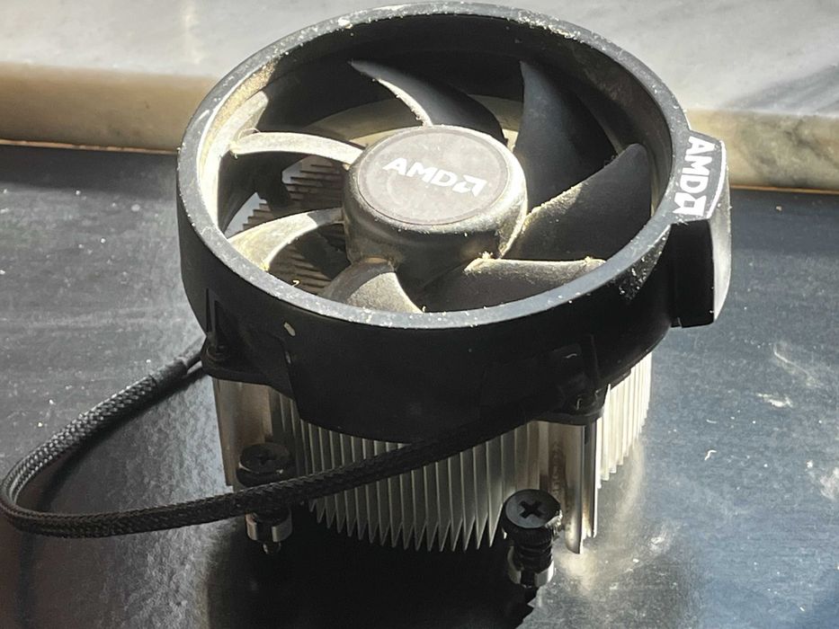 AMD Ryzen 5 2600X + Cooler