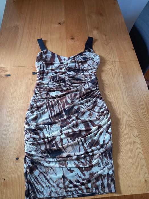 Sukienka letna GUESS