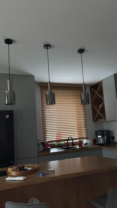 Lampy do salonu wiszące