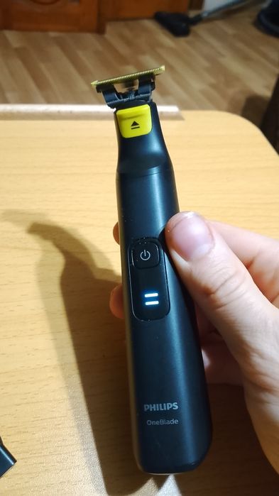 Електростанок Philips OneBlade Pro 360 QP6542/15 для обличчя та тіла