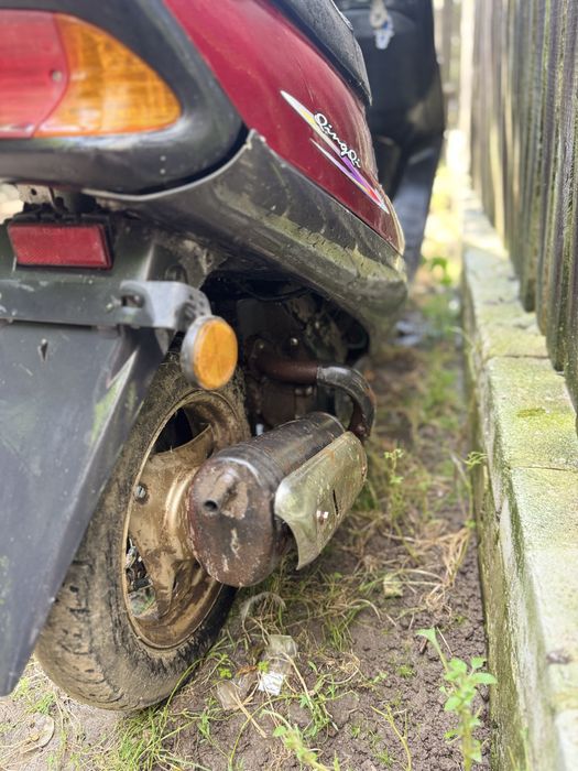 Продам Скутер, був на ходу. Розбита рульова панель. Потребує ремонту.