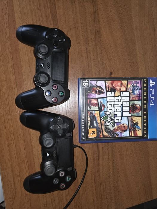 Playstation 4 slim  1tb