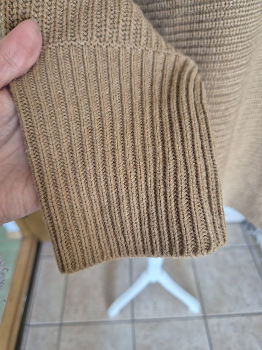 Sweter poncho camel