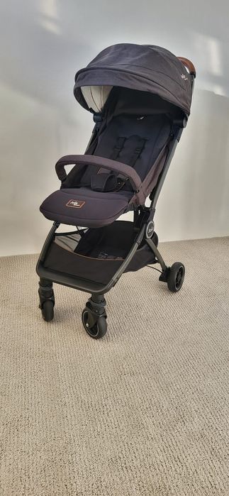 Carrinho bebê Joie pact-flex Signature em óptimo estado, pouco uso