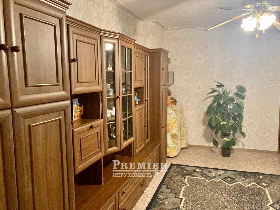 Продам 2-х ком квартиру рядом с парком Шевченко.