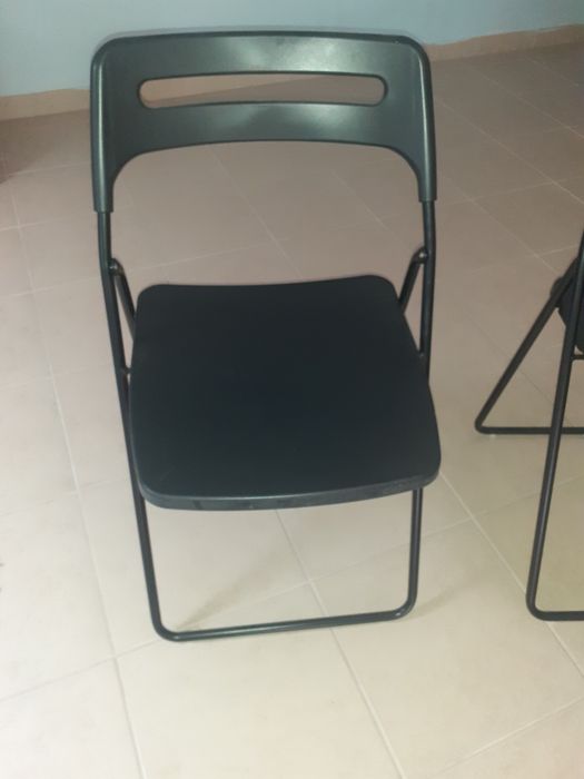 Conjunto de 4 cadeiras dobráveis. Ikea